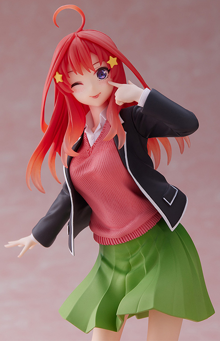 Itsuki Nakano Uniform Version Coreful Figure | The Quintessential Quintuplets | Taito