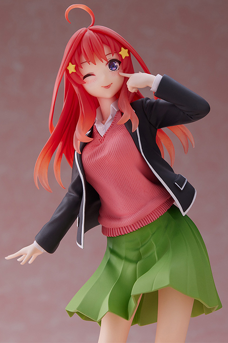 Itsuki Nakano Uniform Version Coreful Figure | The Quintessential Quintuplets | Taito