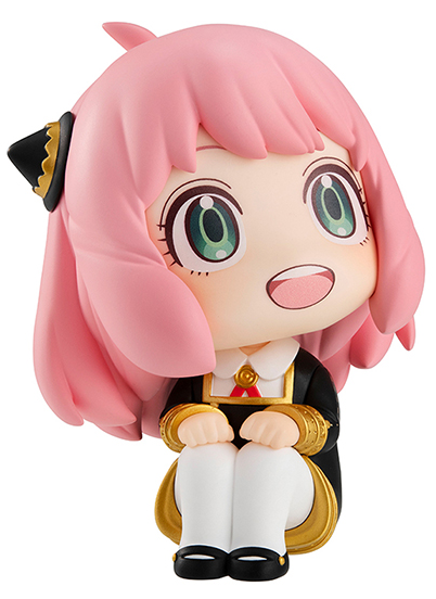 Anya Forger With Gift Look Up | Spy x Family | 	MegaHouse