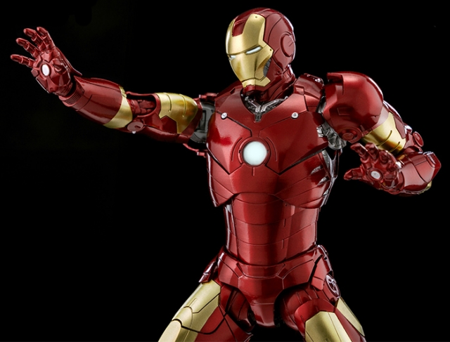 Iron Man Mark 3 DLX Collectible Figure | Marvel Iron Man | threezero