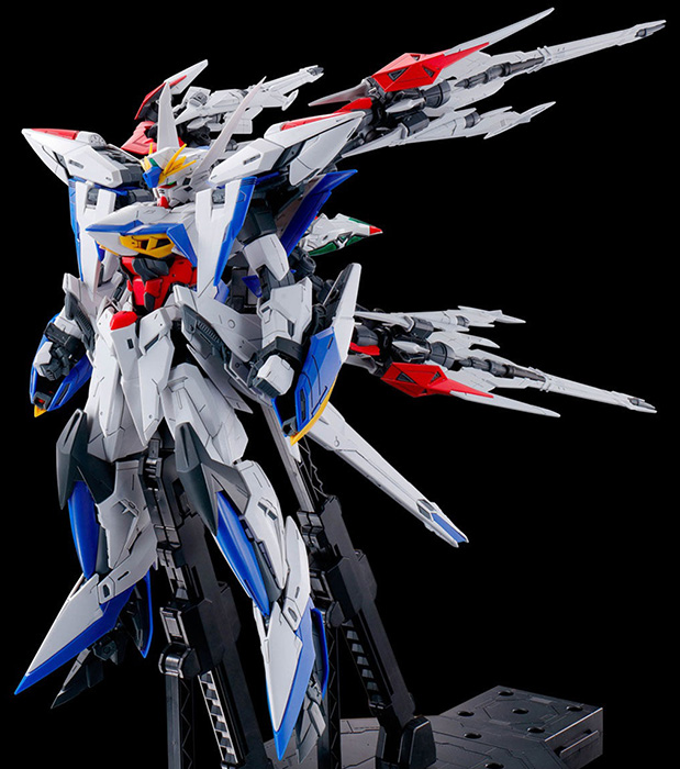 Maneuver Striker Pack Exclusive Model Kit 1/100 Scale | Mobile Suit Gundam | Bandai Spirits