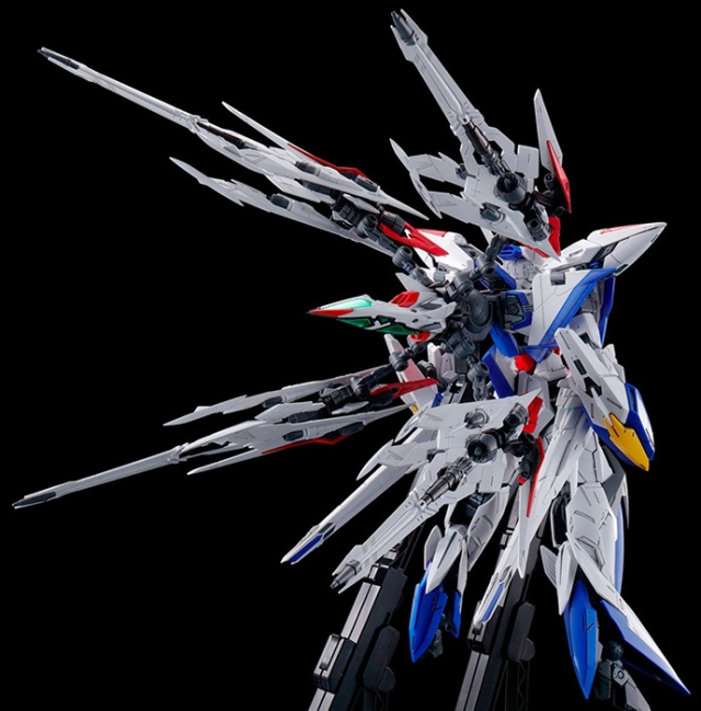 Maneuver Striker Pack Exclusive Model Kit 1/100 Scale | Mobile Suit Gundam | Bandai Spirits