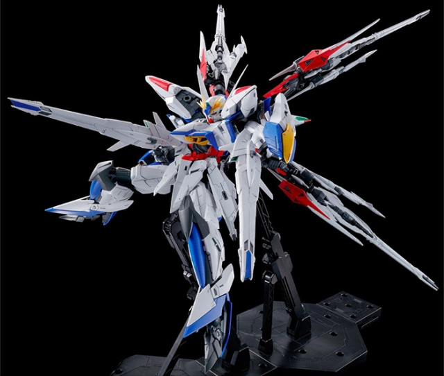 Maneuver Striker Pack Exclusive Model Kit 1/100 Scale | Mobile Suit Gundam | Bandai Spirits