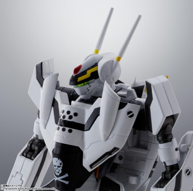 Roy Fokker's VF-0S Phoenix Hi-Metal R | Macross Zero | Bandai Spirits