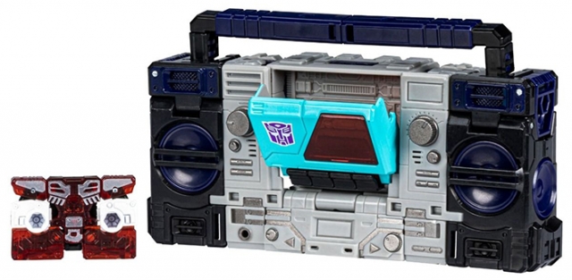 Autobot Blaster IDW Shattered Glass IDW Shattered Glass Voyager Class | Transformers Generations Shattered Glass Collection