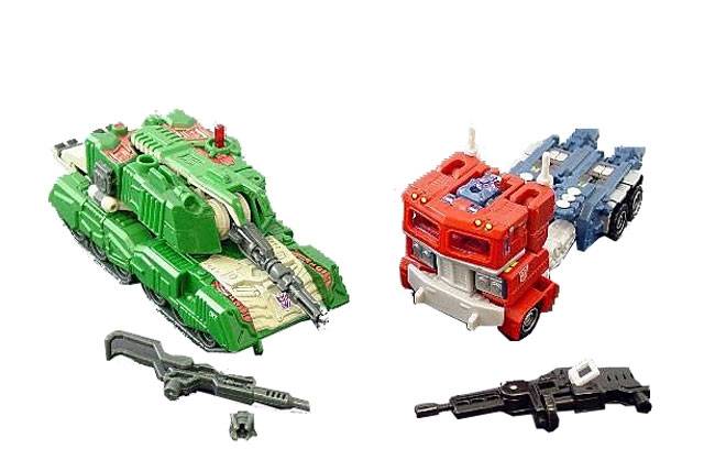 Optimus Prime vs. Megatron Ultimate Battle Set | Transformers Classics Robots In Disguise