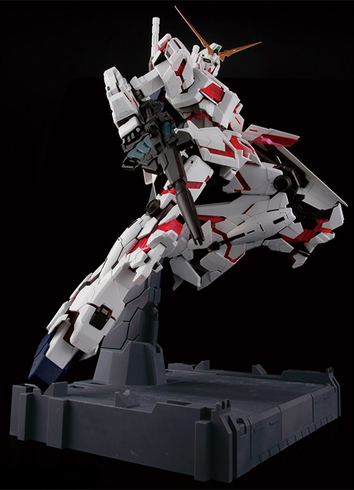 RX-0 Unicorn Gundam Prototype Full Psycho-Frame 1/60 Scale | Mobile Suit Gundam Unicorn | Bandai Spirits