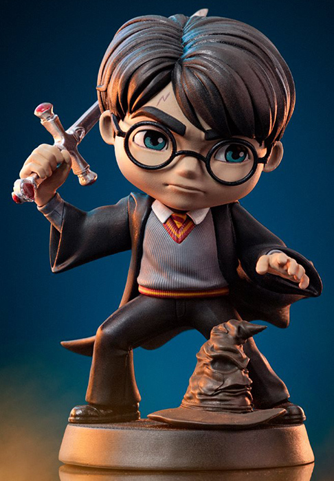 Harry Potter With Sword of Gryffindor Minico | Harry Potter and the Chamber of Secrets | Iron Studios