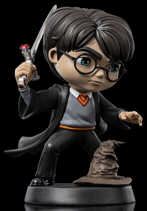 Harry Potter With Sword of Gryffindor Minico | Harry Potter and the Chamber of Secrets | Iron Studios