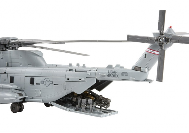 MPM-13 Decepticon Blackout | Transformers Masterpiece Movie Series
