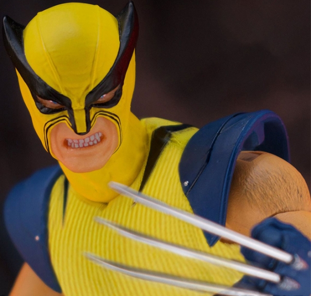 Wolverine Deluxe Steel Box Edition One:12 Collective | Marvel | Mezco Toyz