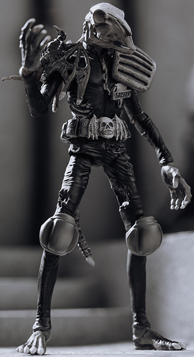 Judge Mortis Black and White 1/18 Scale Exquisite Mini | 2000 A.D. Judge Dredd | Hiya Toys