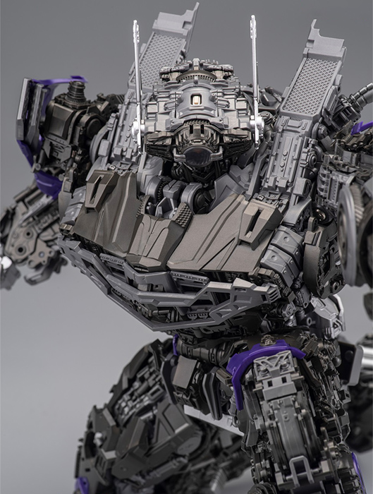 Shockwave Model Kit | Transformers: Bumblebee | Yolopark