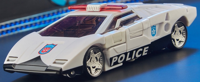 Clampdown Legacy Deluxe Class | Transformers Generations Legacy