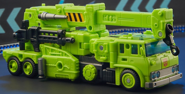 Road Hauler Voyager Class | Transformers Legacy | Velocitron Speedia 500 Collection