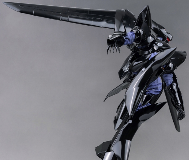 Griffon 1/35 Scale ROBO-DOU | Mobile Police Patlabor | threezero