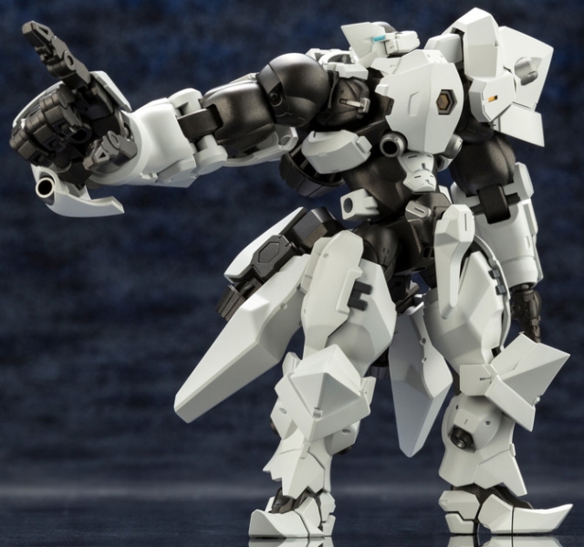 Governor Heavy Armor Type: Rook 1/24 Scale Model Kit | Hexa Gear | Kotobukiya