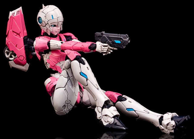 28 Arcee | Transformers Furai Model | Flame Toys