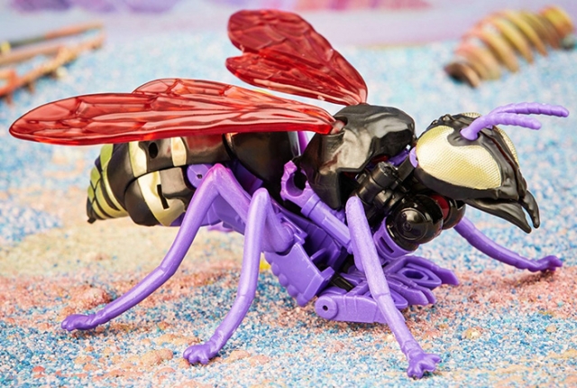 Creatures Collide Multipack | Transformers Generations Buzzworthy Bumblebee