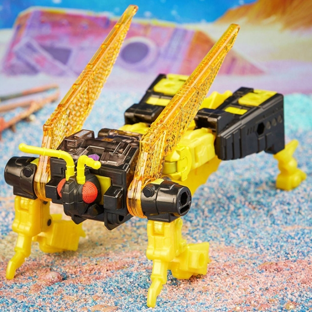 Creatures Collide Multipack | Transformers Generations Buzzworthy Bumblebee