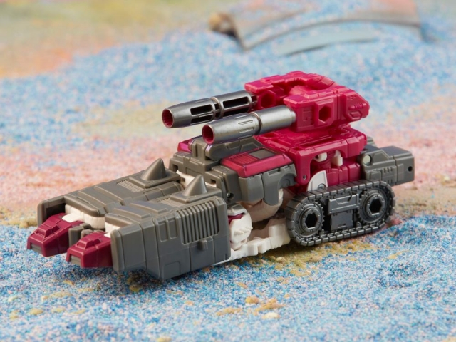 Skullgrin Legacy Deluxe Class | Transformers Generations Legacy