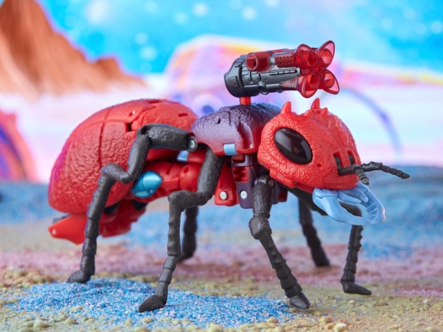 Inferno Voyager Class | Transformers Generations Legacy