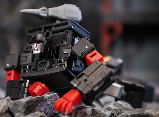 MS-B44B Black Ken | Magic Square