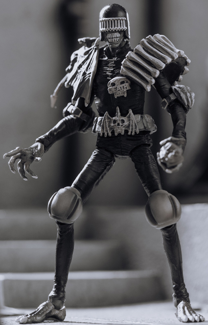 Judge Death Black and White 1/18 Scale Exquisite Mini | 2000 A.D. Judge Dredd | Hiya Toys