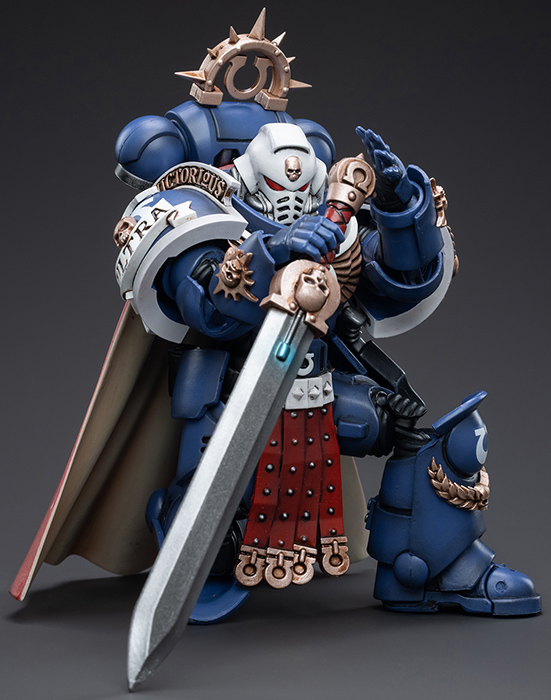 Ultramarines Primaris Captain 1/18 Scale | Warhammer 40K | Joy Toy