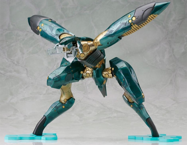 Metal Gear Ray 1/100 Scale Model Kit | Metal Gear Solid 4: Guns of the Patriots | Kotobukiya