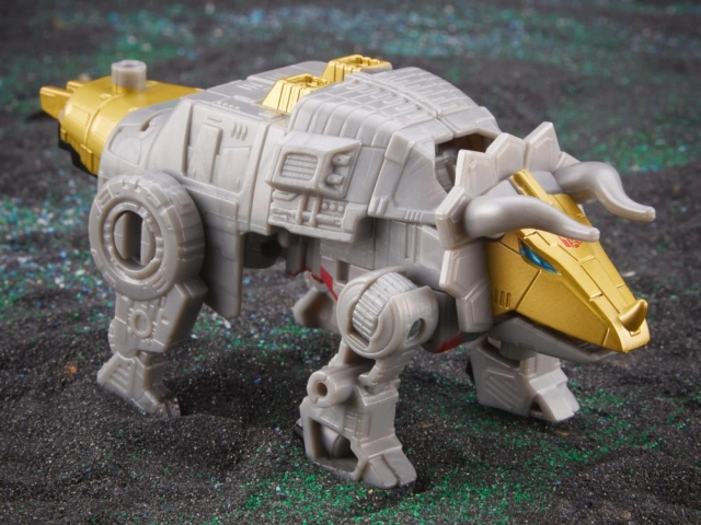 Dinobot Slug Legacy Core Class | Transformers: Legacy Evolution