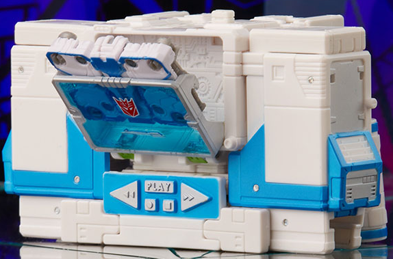 Soundwave IDW Shattered Glass Voyager Class | Transformers Generations Shattered Glass Collection