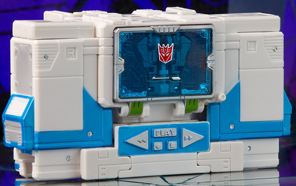 Soundwave IDW Shattered Glass Voyager Class | Transformers Generations Shattered Glass Collection