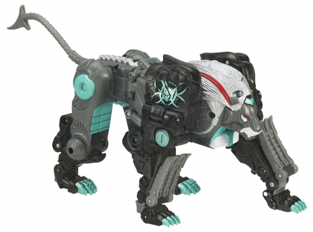 Nemesis Breaker Voyager Class | Transformers Cybertron