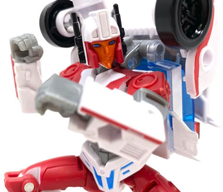 Autobot Minerva Deluxe Class | Transformers Generations Legacy