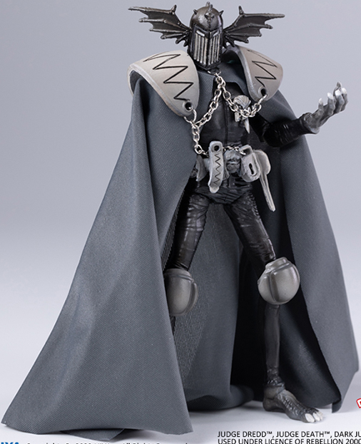 Judge Fear Black and White 1/18 Scale PX Previews Exclusive | 2000 A.D. Judge Dredd | Hiya Toys