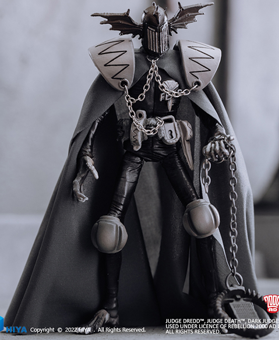 Judge Fear Black and White 1/18 Scale PX Previews Exclusive | 2000 A.D. Judge Dredd | Hiya Toys