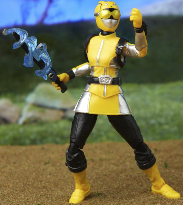Yellow Ranger 6-inch Scale Lightning Collection | Power Rangers Beast Morphers | Hasbro