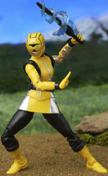 Yellow Ranger 6-inch Scale Lightning Collection | Power Rangers Beast Morphers | Hasbro