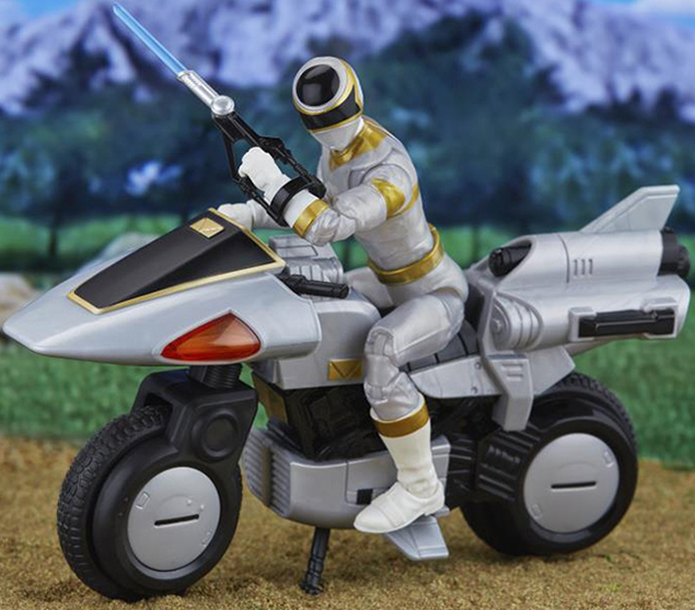 Silver Ranger and Silver Cycle Deluxe 6-inch Scale Lightning Collection | Power Rangers In Space | Hasbro