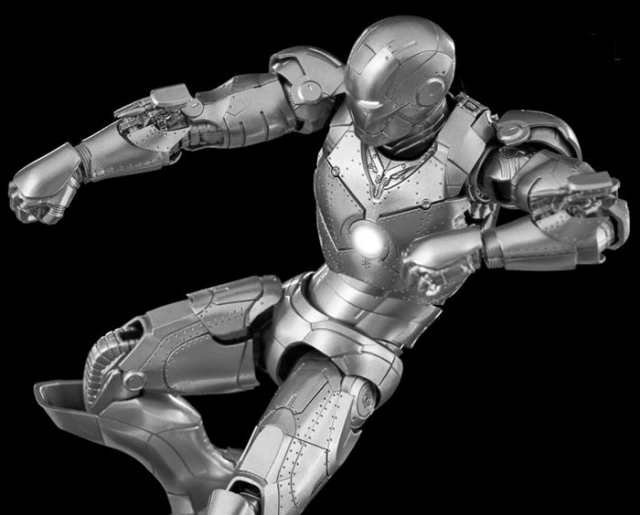 Iron Man Mark 2 DLX Collectible Figure | Threezero Avengers: Infinity Saga DLX