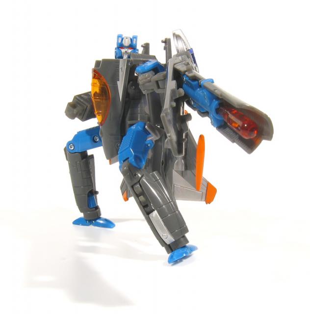 Thundercracker Deluxe Class | Transformers Cybertron