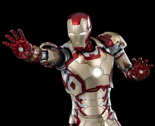 Iron Man Mark 42 DLX Collectible Figure| Threezero Avengers: Infinity Saga DLX