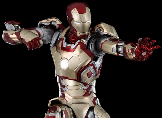 Iron Man Mark 42 DLX Collectible Figure| Threezero Avengers: Infinity Saga DLX