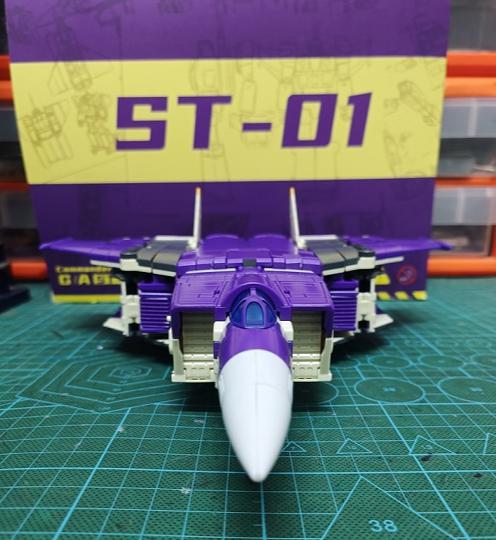 ST-01 Commander | Star Toy