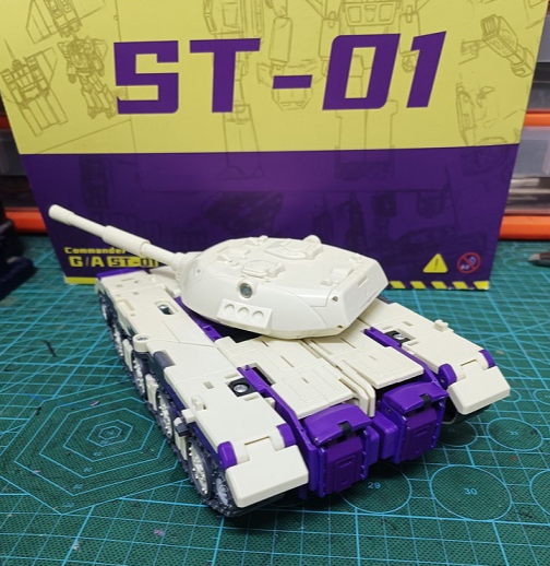 ST-01 Commander | Star Toy