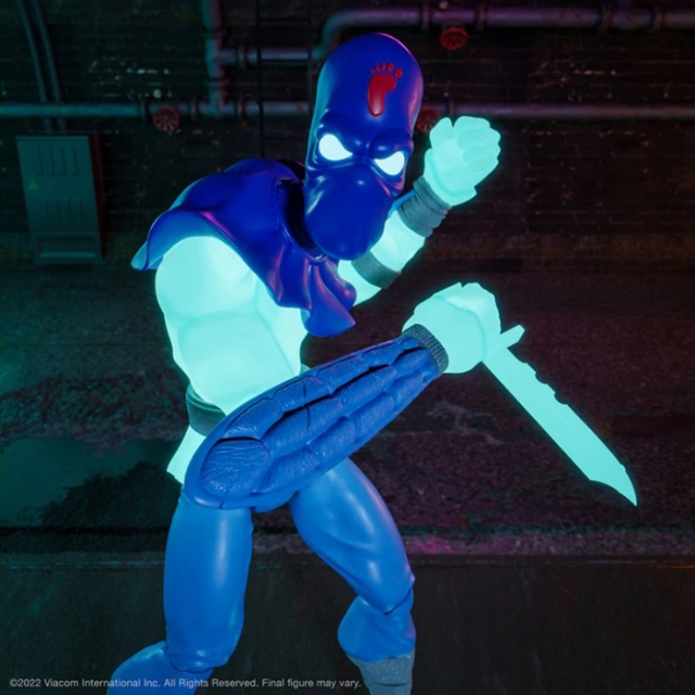 Foot Soldier Glow-in-the-Dark 7-inch Scale | Teenage Mutant Ninja Turtles Ultimates | Super7