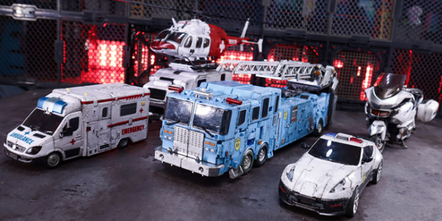 GT-08 Guardian Combiner Set of 5 Battle Damage Version | Generation Toy