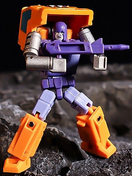 MS-B16A Strong Man Metalic Version | Magic Square