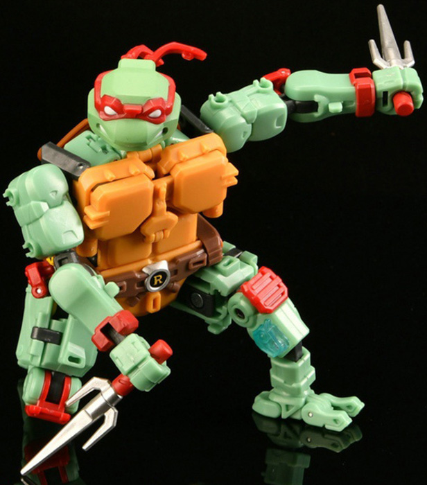 MB-18 Raphael | Teenage Mutant Ninja Turtles | 52 Toys MegaBOX